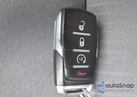 2023 Ram 1500 Big Horn 4X4 5'7 Box z USA, uszkodzony, nr VIN 1C6RRFFG6PN584378